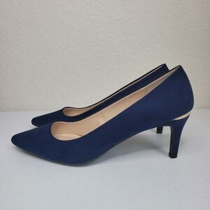 Liz Claiborne Blue Pointed-Toe Heels
